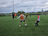 Laatste training S.K.N.W.K. JO19-1 van donderdag 30 mei 2024 (15/136)